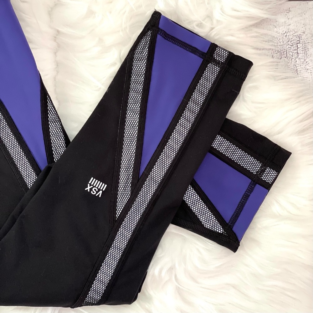 Victoria’s Secret Sport Knockout Capri Leggings Size XS - Picture 6 of 16